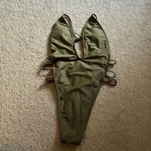 Matte collection one piece